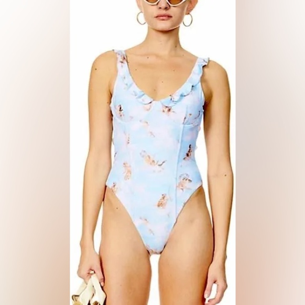 NWOT WeWorewhat women’s rudderless angel swimsuit size medium
